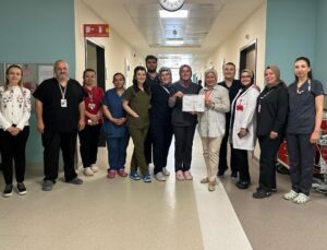 Şehir Hastanesi’nde iki kliniğe el hijyeni teşekkürü