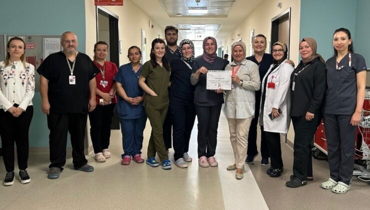 Şehir Hastanesi’nde iki kliniğe el hijyeni teşekkürü