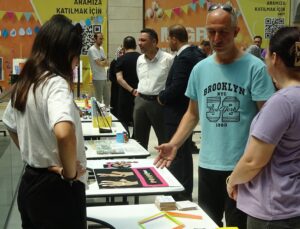 Özel gereksinimli öğrencilerin hazırladığı çalışmalar sergilendi