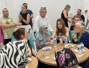KSBÜ öğrencilerinden huzurevi sakinlerine egzersiz uygulaması