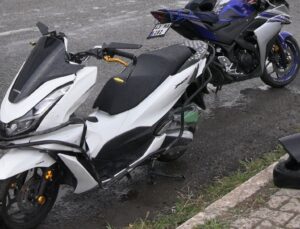 Otomobil ile motosiklet çarpıştı: 1 yaralı