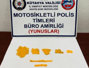 Uyuşturucu madde ile yakalanan 2 şüpheli tutuklandı