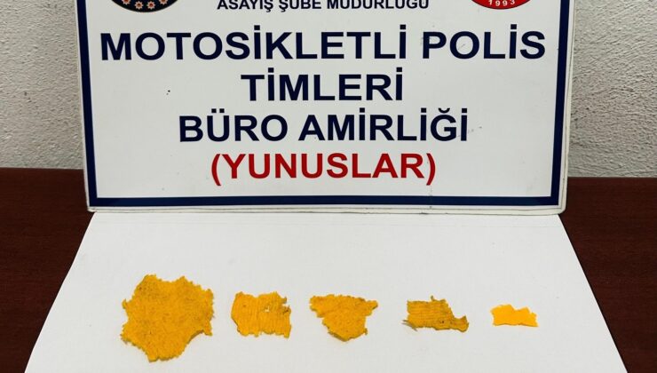 Uyuşturucu madde ile yakalanan 2 şüpheli tutuklandı