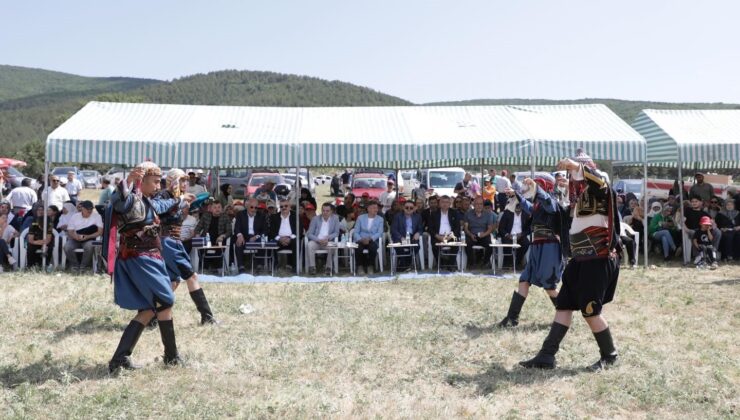 Bahar ve Çocuk Şenlikleri renkli görüntülere sahne oldu