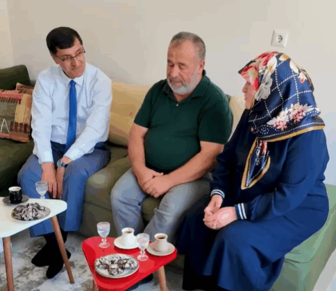 Başkan Kahveci’den şehit ailelerine ziyaret