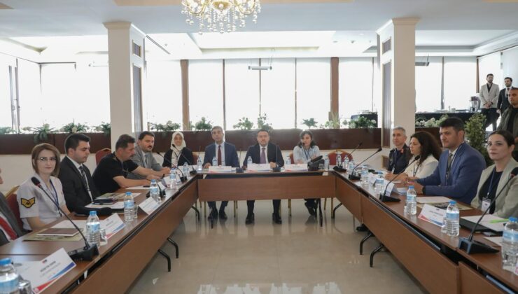 Vali Işın: ‘Koruyucu aile sistemi kültürel ve ahlaki bir sorumluluktur’