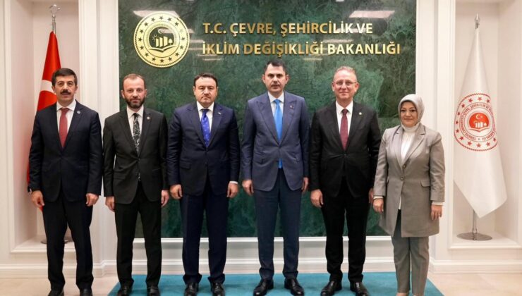 Kütahya heyetinden Bakan Kurum’a ziyaret