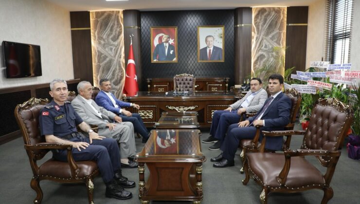 Vali Işın’dan yeni atanan kaymakama ziyaret