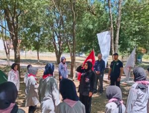 Yoncalı’da kız izciler için kamp programı düzenlendi