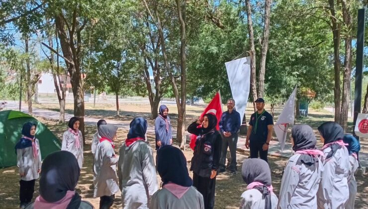 Yoncalı’da kız izciler için kamp programı düzenlendi