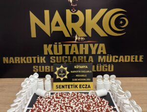 Uyuşturucu ticareti yapan 4 zanlı tutuklandı