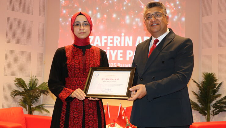 DPÜ’de Filistinli öğrenci birincilikle mezun oldu
