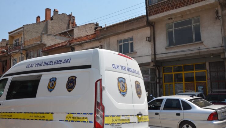 57 yaşındaki adam evinde ölü bulundu