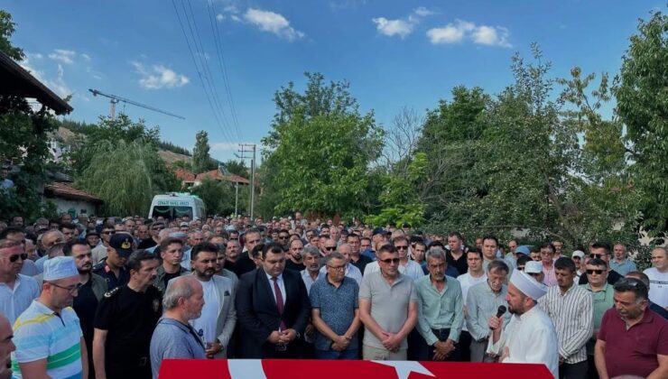 Kalp krizi sonucu vefat eden polis Simav’da toprağa verildi