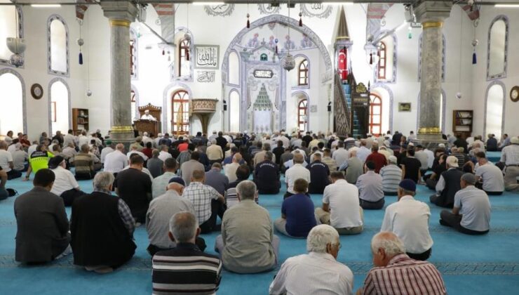 15 Temmuz şehitleri için Mevlid programı düzenlendi