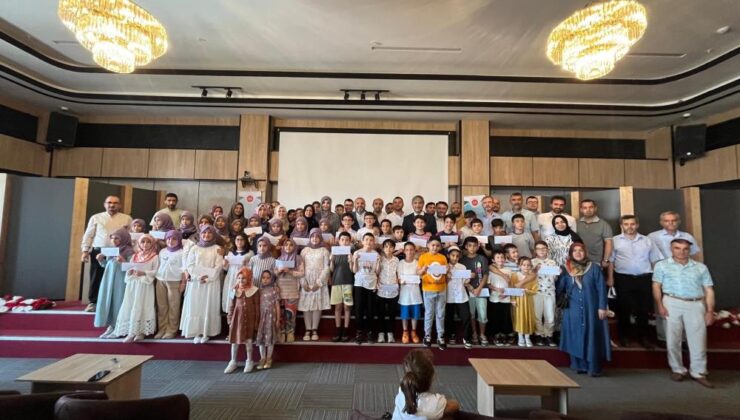 Hem okullarına devam edip hem hafızlıklarını tamamladılar
