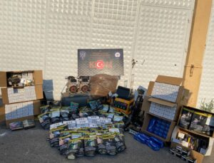 Kaçak tütün operasyonu: 57 bin 600 makaron ele geçirildi