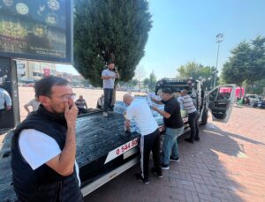 Tavşanlılı vatandaşlar, Harmancık’taki yangın için seferber oldu