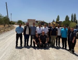 Çavdarhisar Avşar Gökağaç yolunda çalışmalar tamamlanıyor