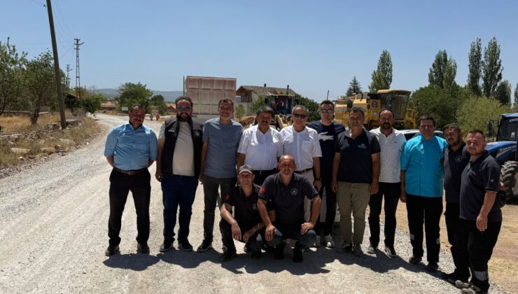 Çavdarhisar Avşar Gökağaç yolunda çalışmalar tamamlanıyor