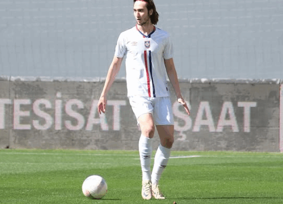 Kütahyaspor orta saha oyuncusu Enginalp Yamaç ile anlaştı