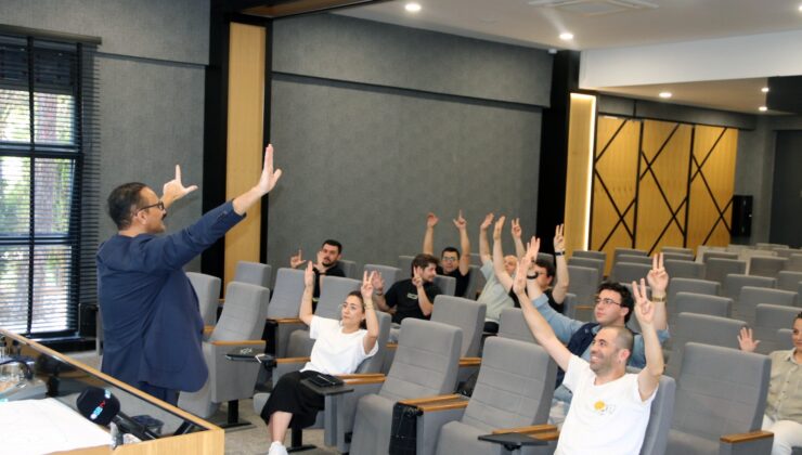 OSB Akademi’de “İşte Motivasyon” eğitimi verildi