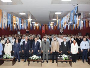 AK Parti teşkilat mensupları için eğitim programı düzenlendi