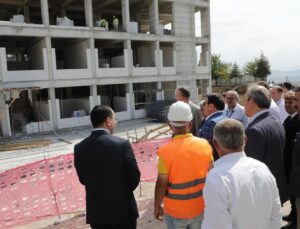 Devlet Hastanesi ek binasının inşaatı yükseliyor