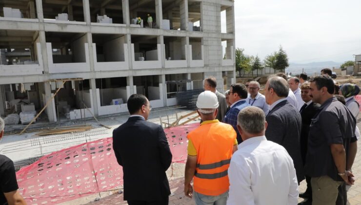 Devlet Hastanesi ek binasının inşaatı yükseliyor