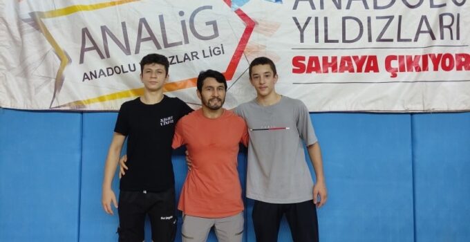 Kütahyalı güreşçilerden gururlandıran başarı