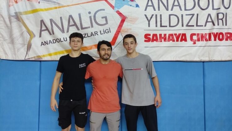 Kütahyalı güreşçilerden gururlandıran başarı