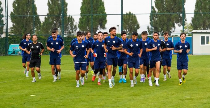 Mavi Şimşekler Çorluspor 1947 karşısına çıkıyor