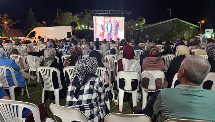 Açık Hava Sineması Günleri kısa film gösterimiyle başladı
