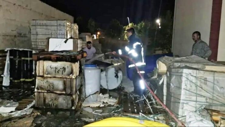 İş yerinde çıkan yangın paniğe sebep oldu