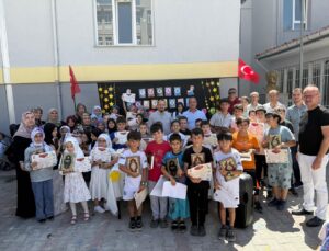 Kuran-ı Kerim’e geçen öğrenciler için program düzenlendi