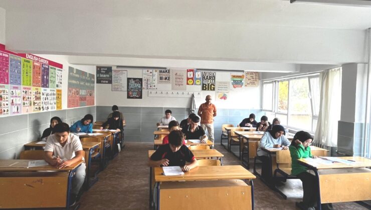 Hafızlık öğrencilerine dini konularda sınav yapıldı