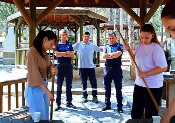 Belediyeden mizahi uyarı: ‘Kirleten Temizler’