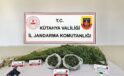Uyuşturucu operasyonu: 472 gram esrar ve kenevir ele geçirildi