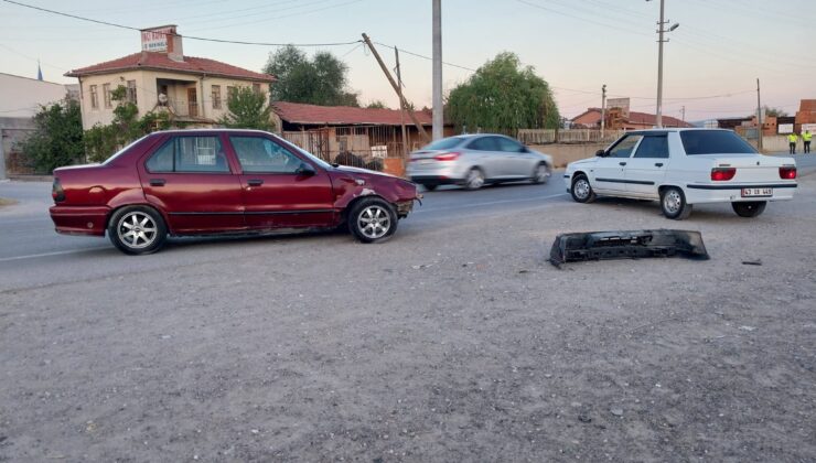Otomobil ile motosiklet çarpıştı: 1 yaralı