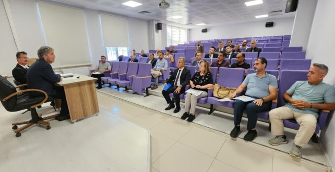 Mesleki eğitim ve meslek liselerindeki planlamalar görüşüldü