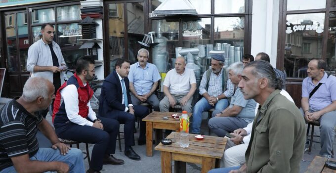 Vali Musa Işın esnaf ve vatandaşlarla bir araya geldi