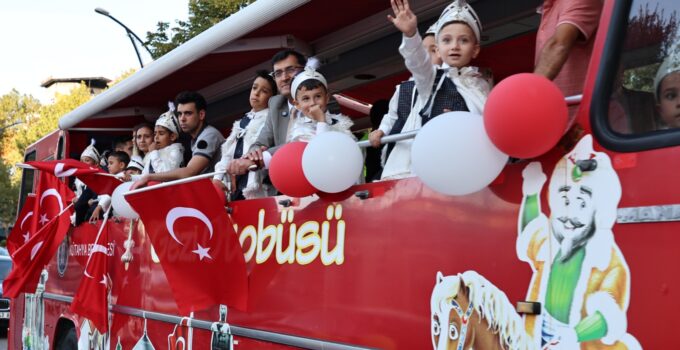 Toplu sünnet şöleninde 48 çocuk erkekliğe ilk adımını attı