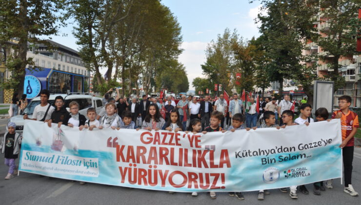 Filistin ve Sumud Filosu’na destek için yürüyüş düzenlendi