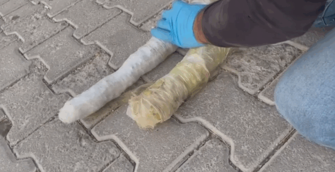 1 ton 183 kilo uyuşturucu madde ve milyonlarca hap geçirdi