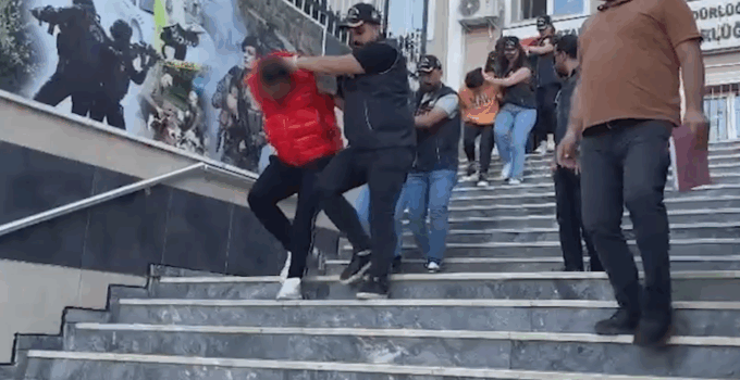 İstanbul’da bir kişiyi gasbeden 4 şahıs Kütahya’da yakalandı
