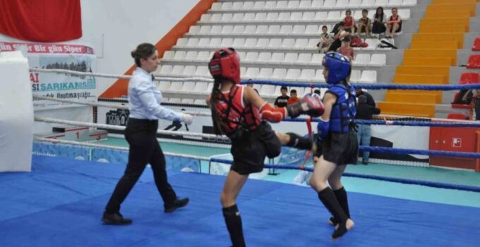 Kütahyalı sporcular Manisa’da madalya mücadelesi verecek