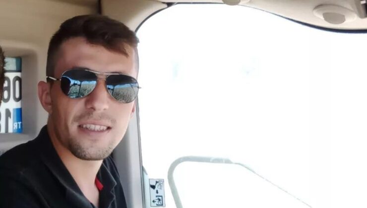 Kamyonet tarlaya devrildi: 1 ölü