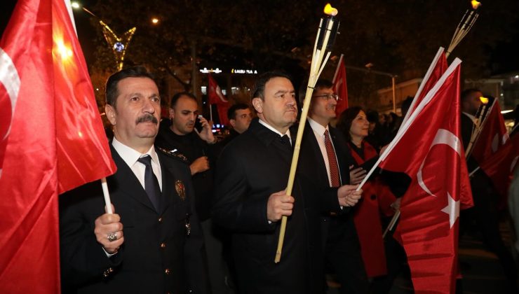 Meşaleler, Cumhuriyetin 102. yılı için yandı