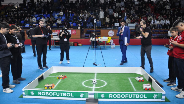 Ulusal Robot Yarışması nefes kesti