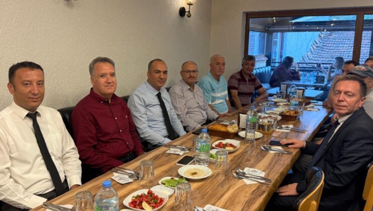 İlçe Millî Eğitim Müdürlüğü’nde veda yemeği